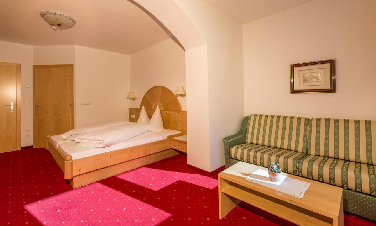 Hotel Fernblick San Valentino alla Muta Kültér fotó