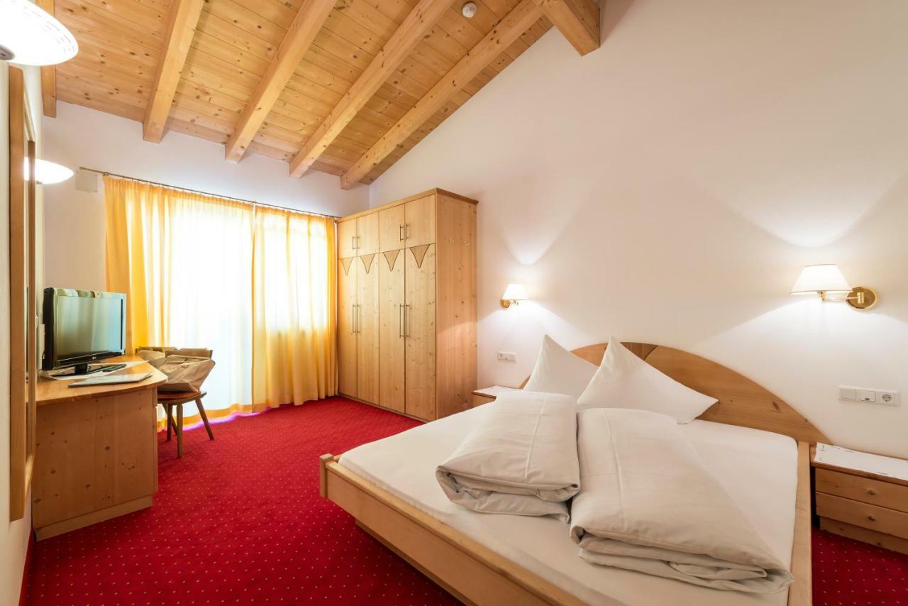 Hotel Fernblick San Valentino alla Muta Kültér fotó